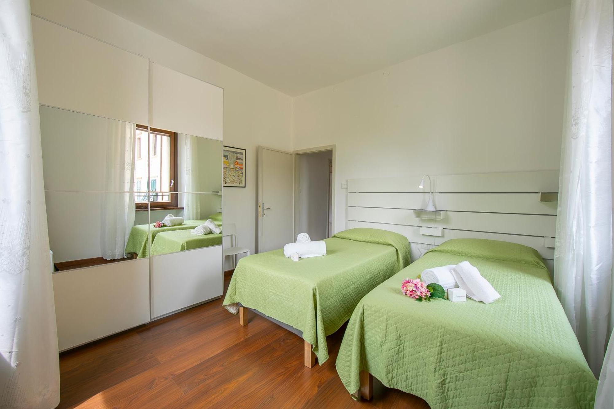 Residenza Rocca Del Lago 4 - Happy Rentals 加尔达湖滨 外观 照片