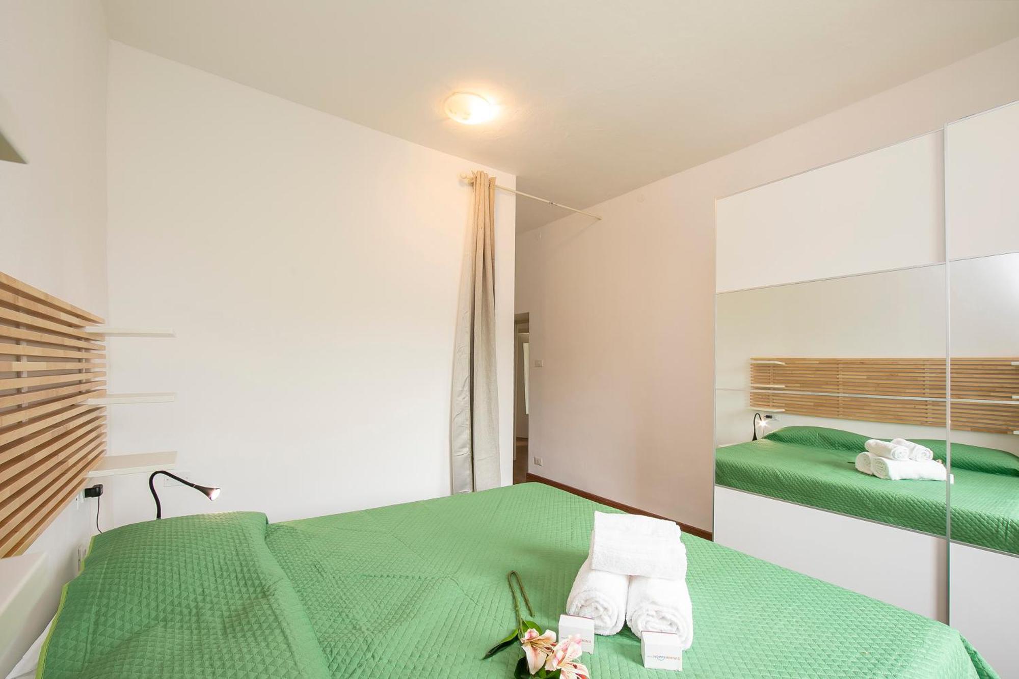 Residenza Rocca Del Lago 4 - Happy Rentals 加尔达湖滨 外观 照片